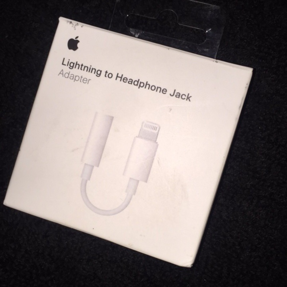 Apple headphone adapter